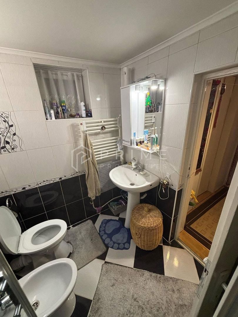 Casa cu front stradal,  7 Noiembrie, ideala clinica/cabinet/locuinta - Poză 16