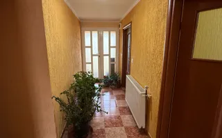 Vila construită in 2010 - P+1+pod - S=236 mp și curte 238 mp Campina! - Poză 31