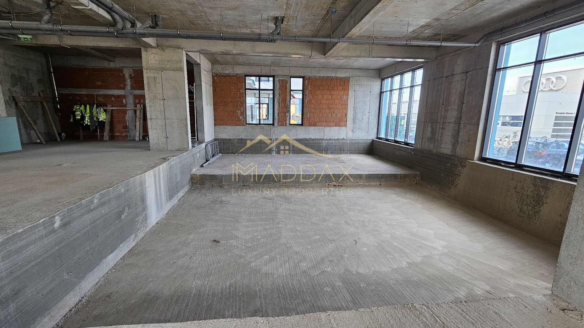 Spatiu comercial cu piscina acoperita***512mp utili//Pipera - Poză 3