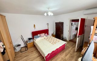 Casa individuala in Arpasu de Sus, teren mare, partial renovata - Poză 12