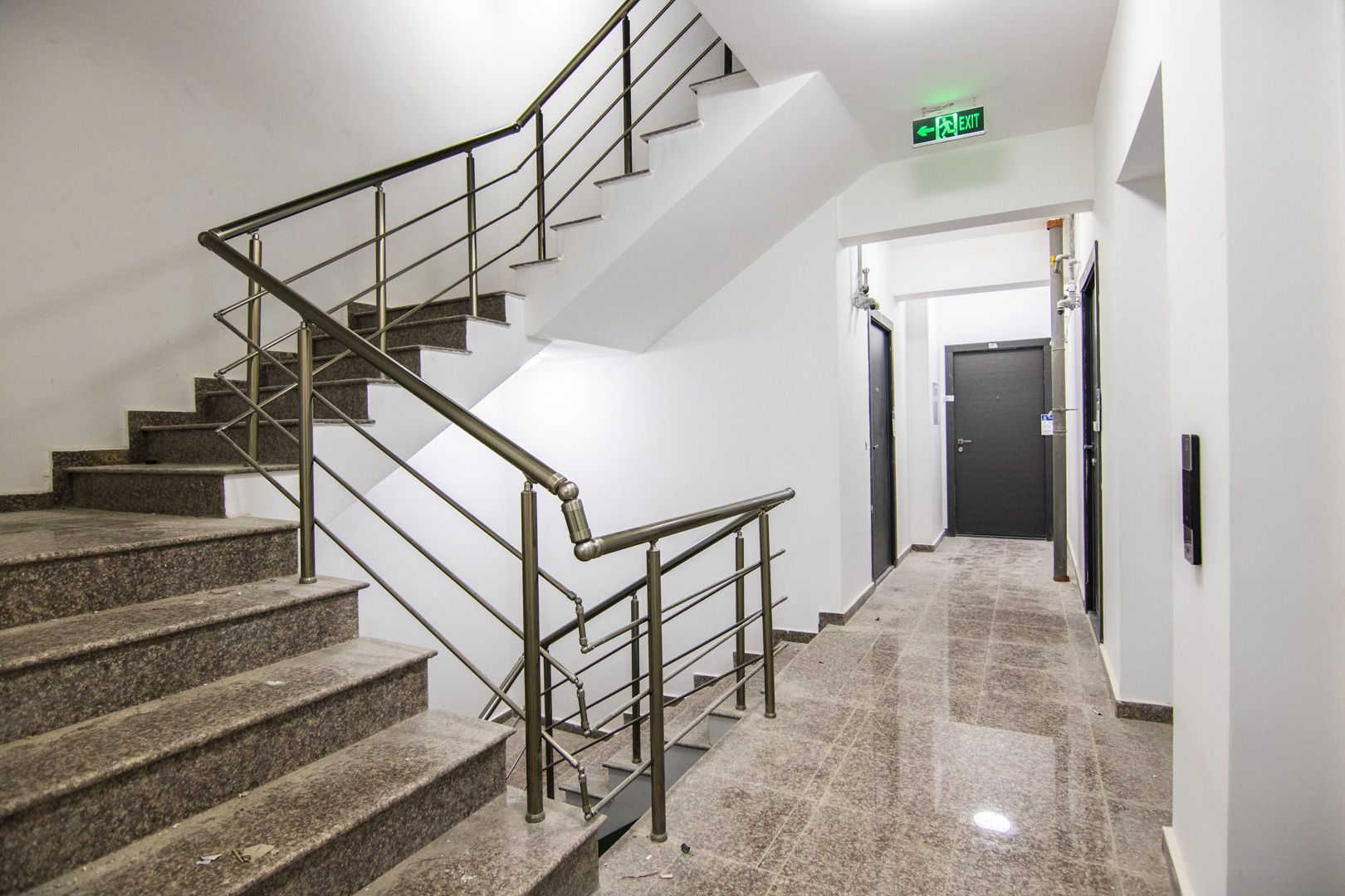 2 camere cu CENTRALA PROPRIE, COMISION 0%, MUTARE RAPIDA, NOU, etaj intermediar - Poză 11