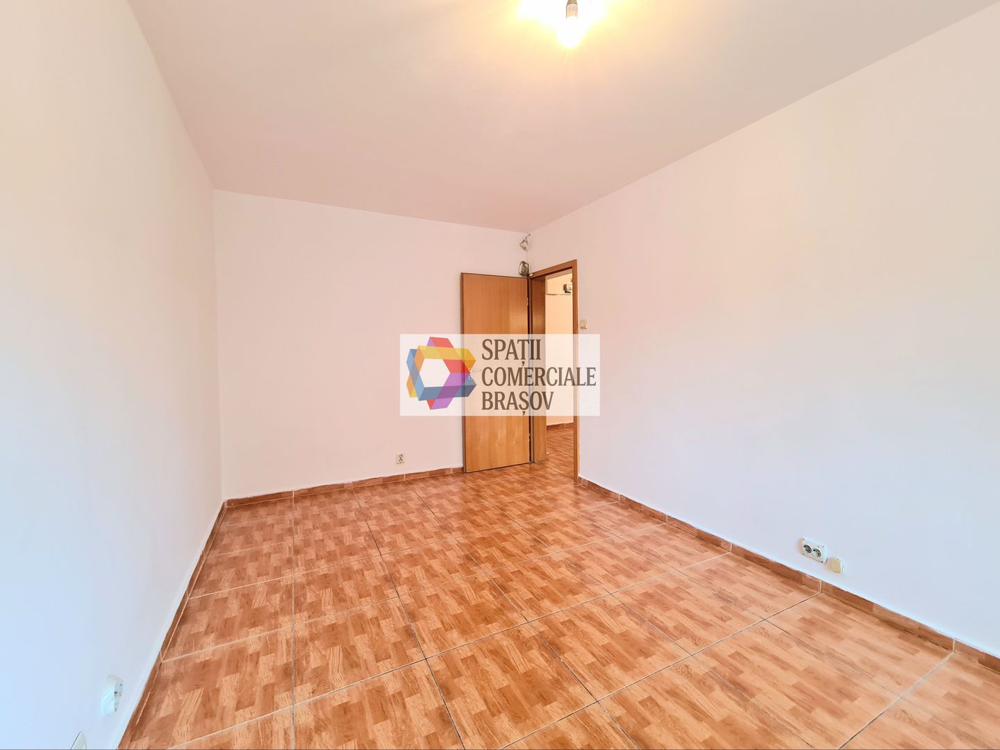 Spatiu comercial de închiriat Brașov - 52 mp # spatii-comerciale-brasov.ro - Poză 5