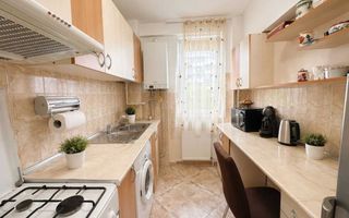 Apartament semidecomandat | 43 mp | Etaj 5 | Balcon închis | Mobilat complet - Poză 2