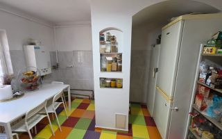 Vand apartament cu 4 camere aproape de centru - Poză 4