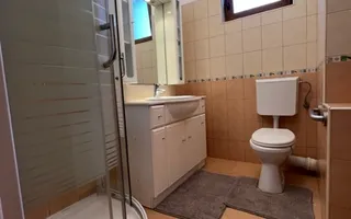 Vila spatioasa 6 dormitoare | gradina | Garaj - Poză 17