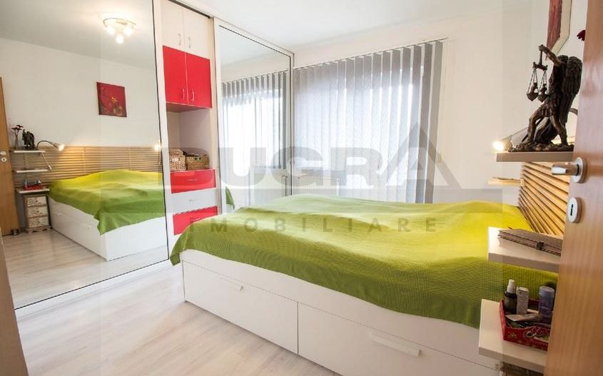 Apartament de 3 camere, decomandat, 2 parcarii, zona Minerva - Poză 1