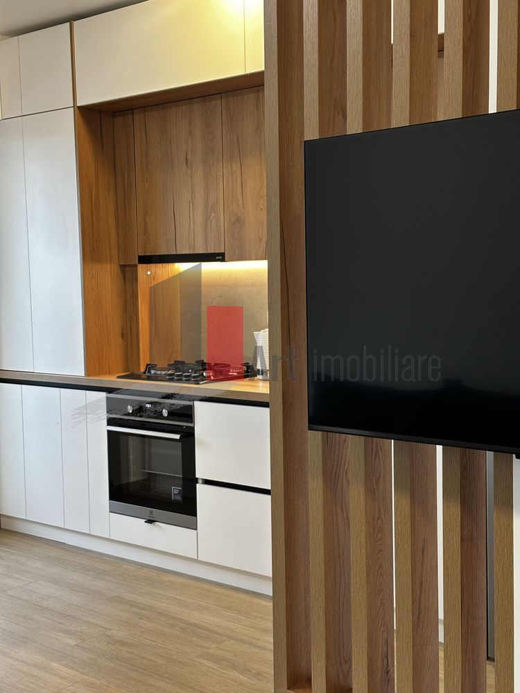 Studio modern  lux Liberty  Mall - Poză 3