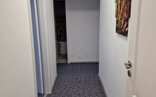Vanzare Apartament 3 camere renovat & mobilat - Poză 10