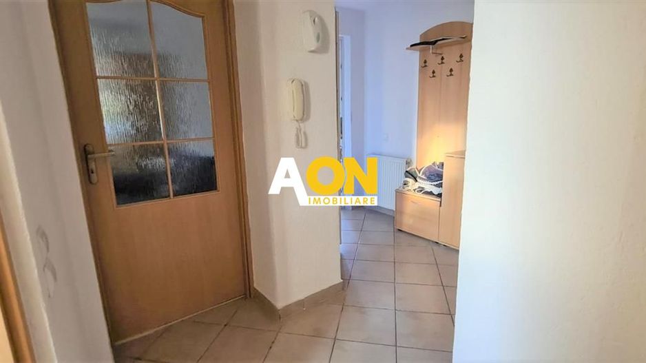 Casa pentru 2 familii, 7 Camere, 2 Garaje, 1500MP Teren - Poză 10