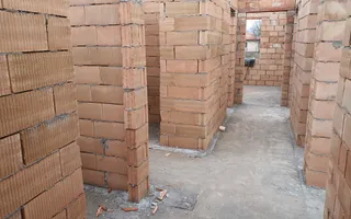 Casă la cheie pe 1 nivel 4 camere 2 băi,145 mp,500 mp teren - Poză 11