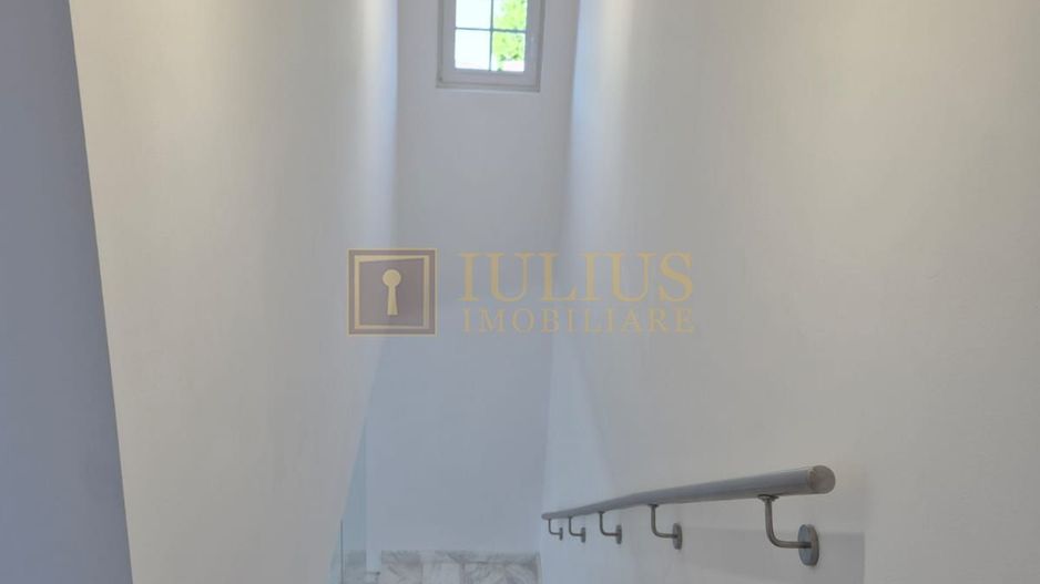 1/2 duplex, 4 camere – Moșnița Nouă, Cartier Europa - Poză 7