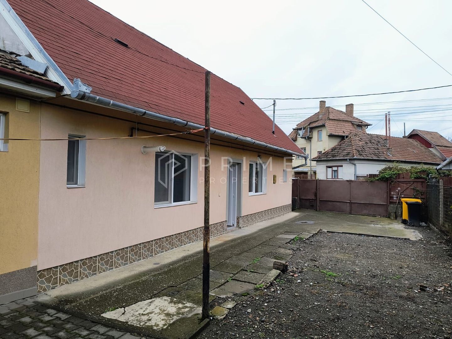 Casă cu 3 camere de vânzare, la cheie, în Unirii, Târgu Mureș - Poză 11