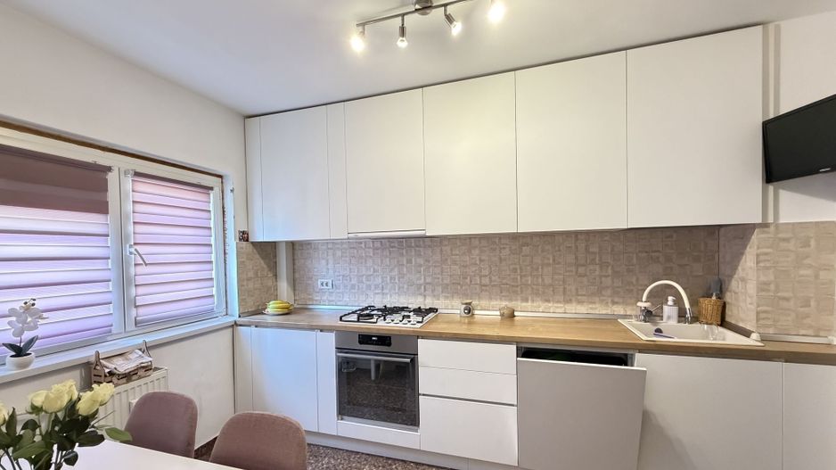 De Închiriat: apartament 3 camere zona Giurgiului - Poză 1