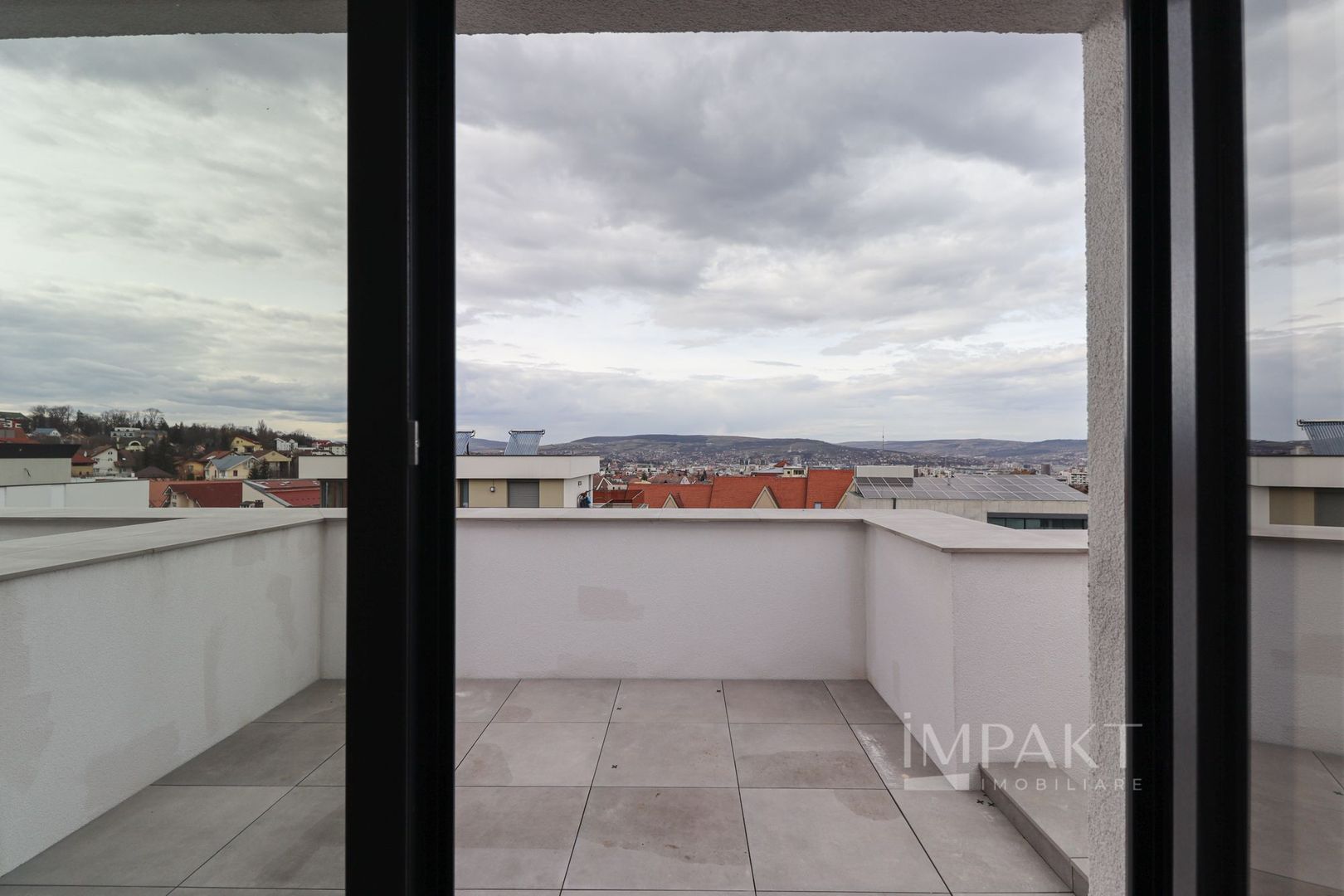 Duplex superb cu 6 camere si 4 bai in Andrei Muresanu! - Poză 11