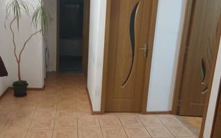 Inchiriez apartament 2 camete decomandat - Poză 6