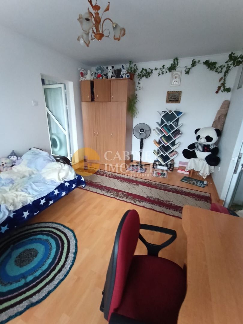 1050 Euro/MP - 3 camere SD - Zona Podu Ros - Poză 3