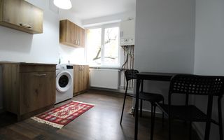 Piata 700; centrala proprie, la prima inchiriere dupa renovare. - Poză 15