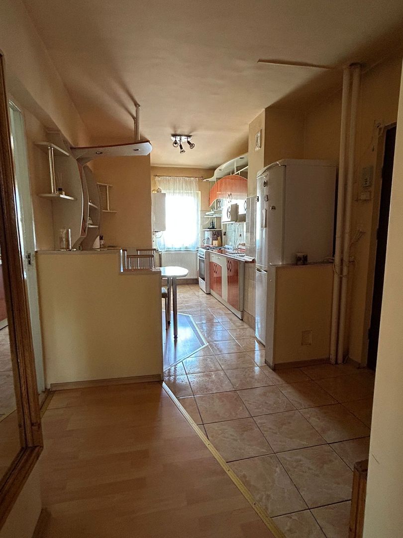 De inchiriat! apartament 3 camere decomandate zona BIG - Poză 2