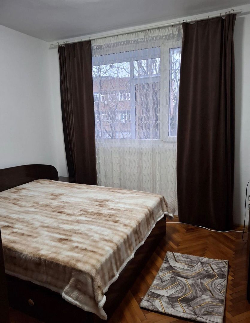 AP. 2 CAMERE 1 MAI, BUCATARIE INCHISA, BLOC REABILITAT, MOBILAT/UTILAT - Poză 1