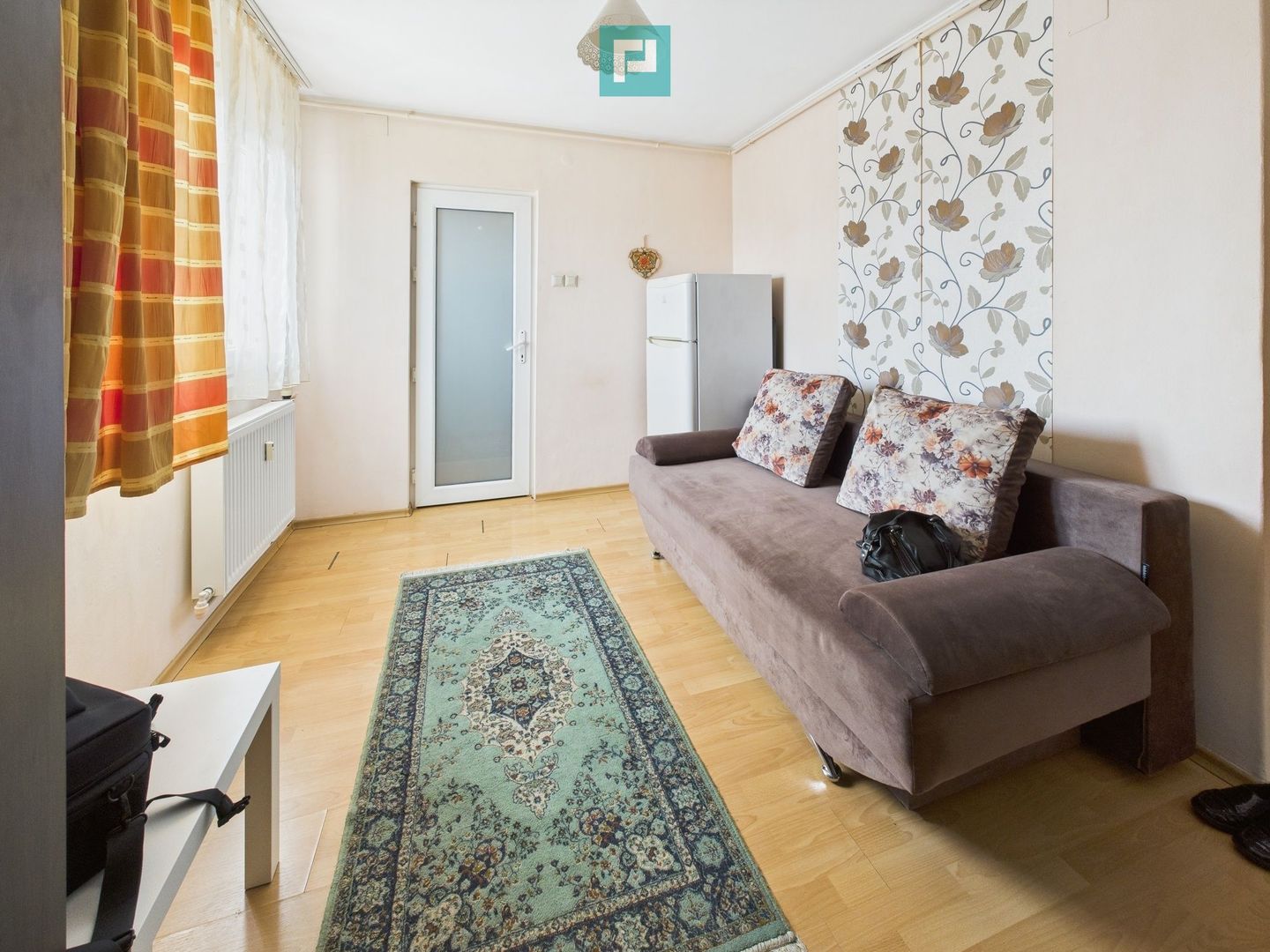 Garsonieră de închiriat pe  Postăvarului Titan Zonă liniștită - Poză 2