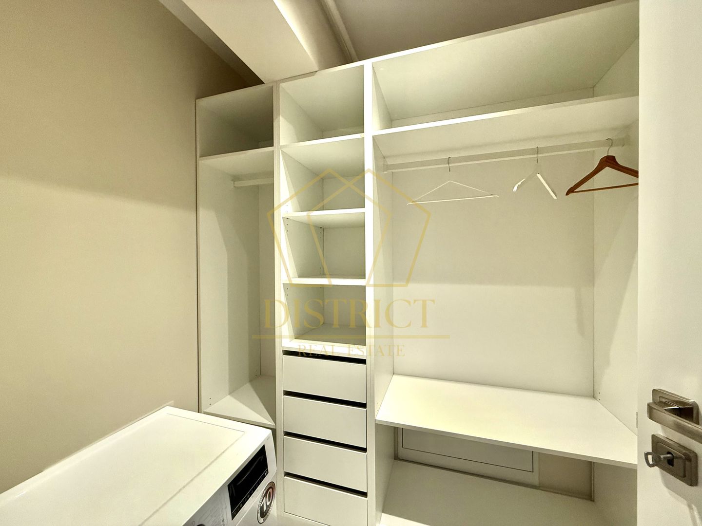 Apartament deosebit cu o camera 36 mp | Aradului - Poză 6