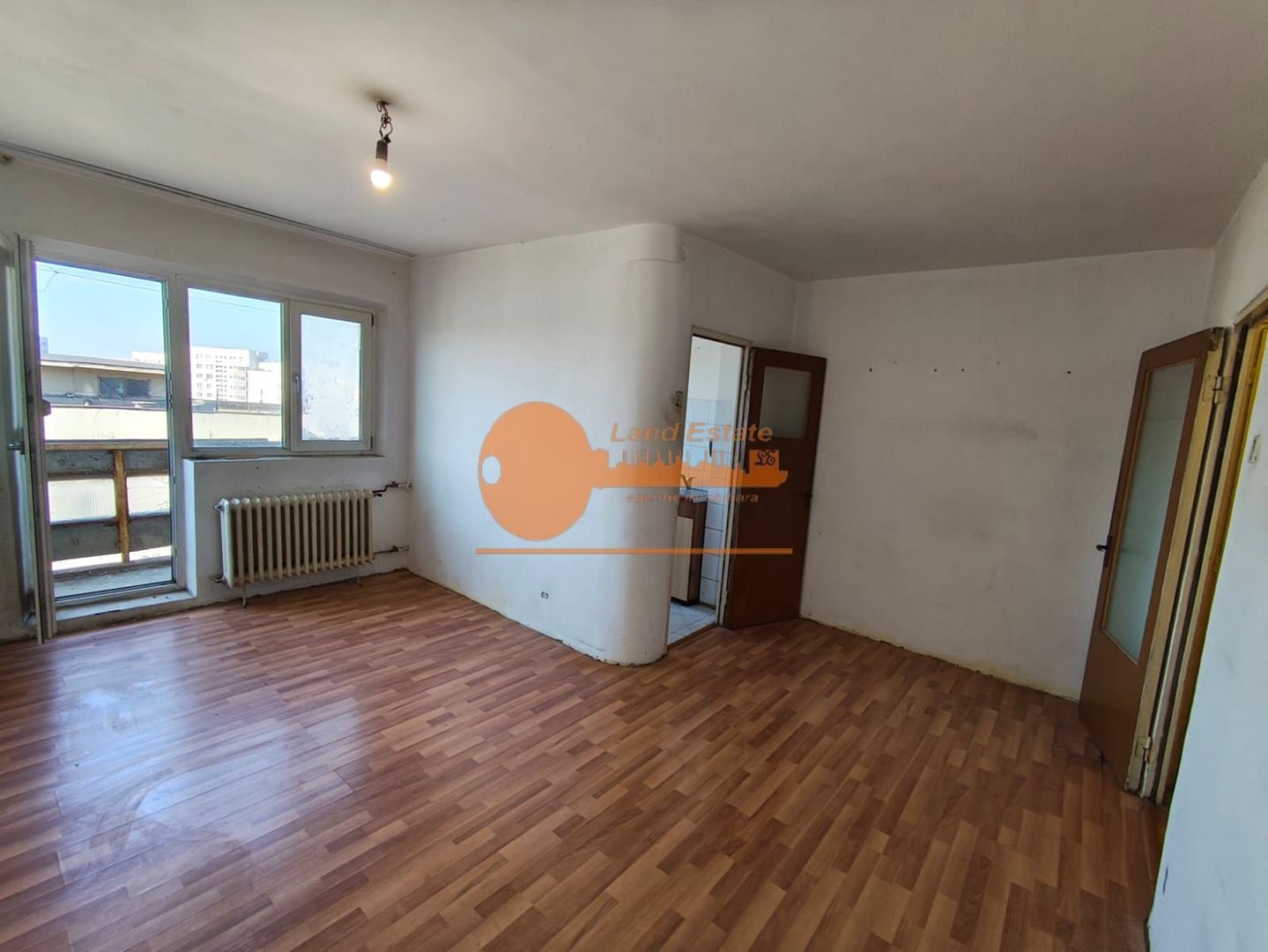 Garsoniera Gorjului-Bloc mixt(200 m metrou-1979) - Poză 9