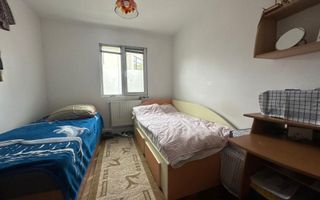 3 camere | centrala proprie | mobilat si utilat | zona excelenta | - Poză 9