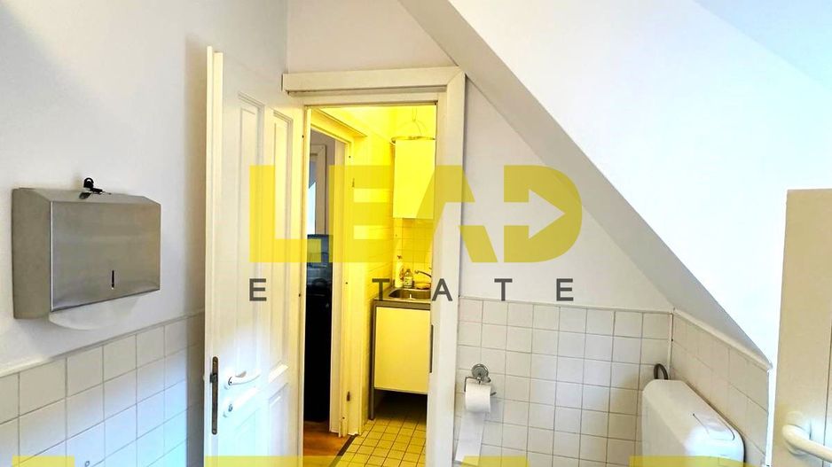 Spatiu modern pentru birouri, in Centrul Istoric al Brasovului - Poză 6