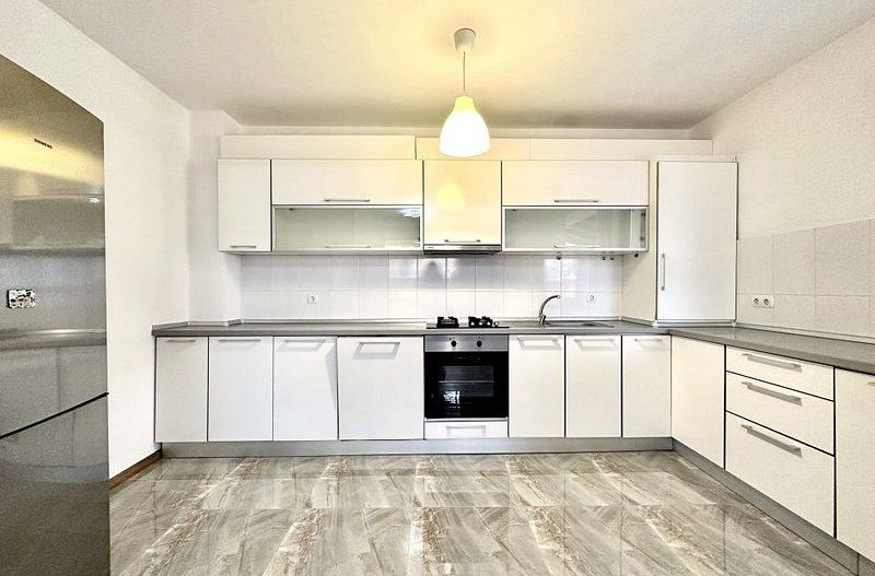 Casa de inchiriat - intrarea în Dumbravita - Poză 19