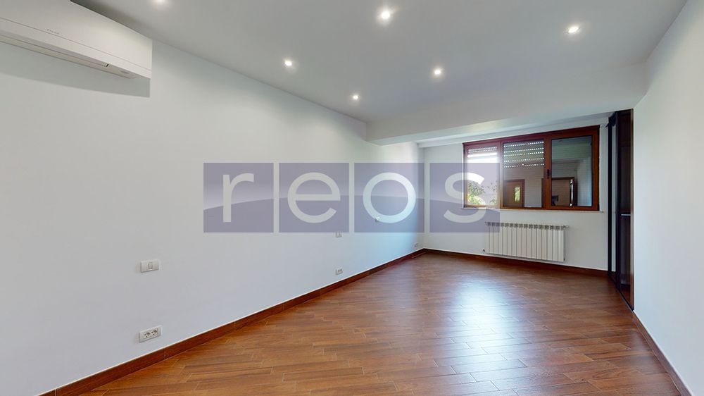 3 CAMERE | BELLER | DOROBANTI - Poză 7