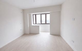 De vazare apartament cu 3 camere, Baia Comunala, 135.000 Euro - Poză 2