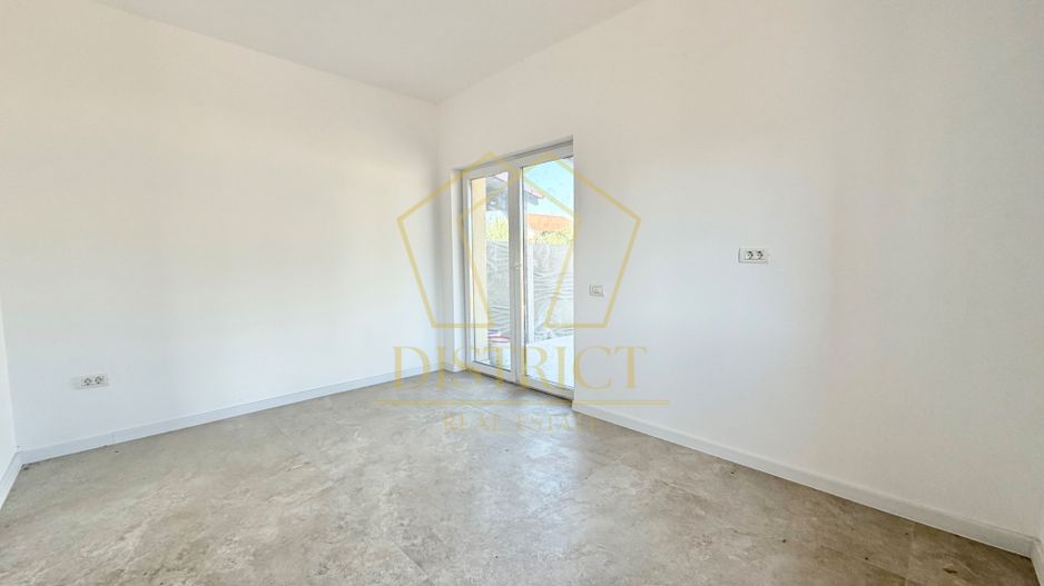 Duplex cu 5 camere si 2 bai, 470 mp teren si 115 mp utili in Ghiroda. - Poză 5