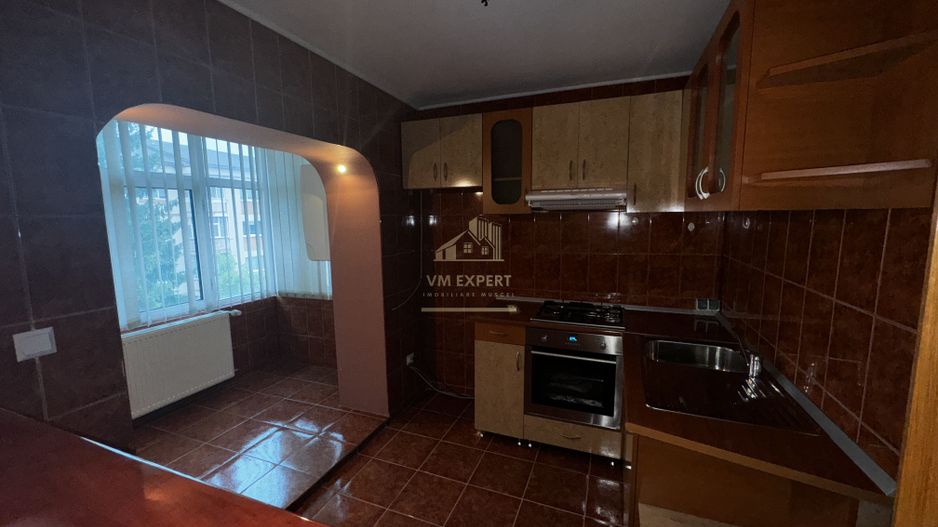 APARTAMENT CAMPULUNG TIP PENTHOUSE, 5 CAMERE GRUI - Poză 26