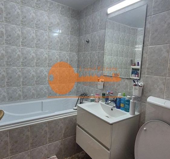 4 Camere in zona Crangasi ( Centrala Proprie-10 Minute de Metrou ) - Poză 4
