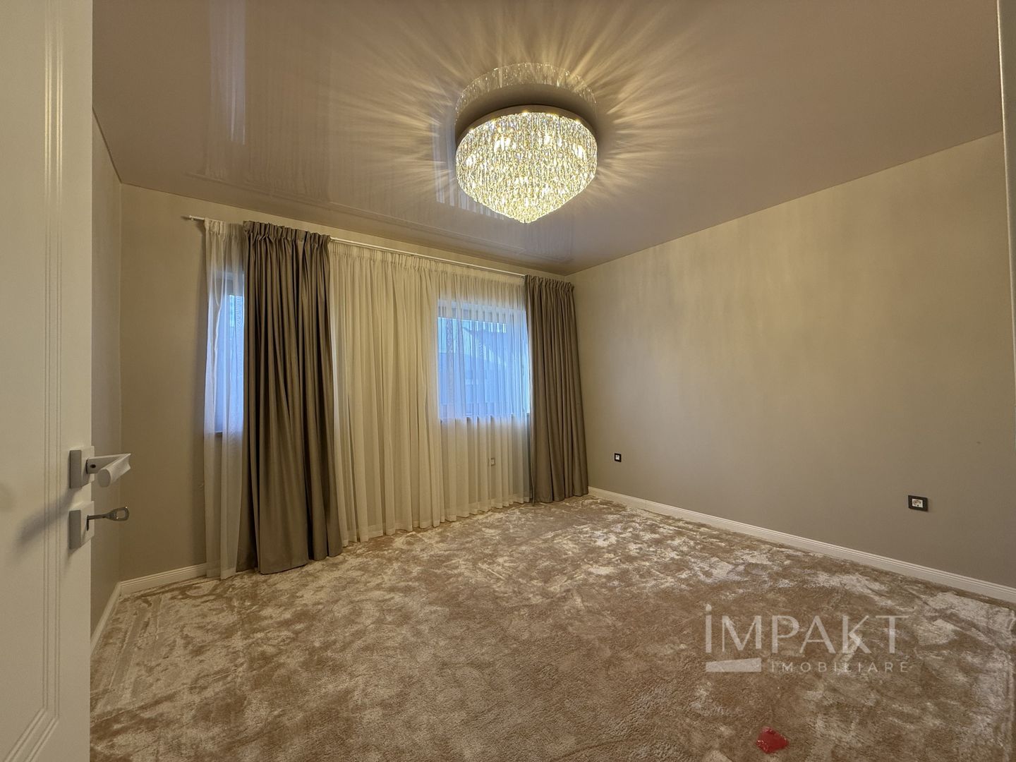 Cvadruplex  4 camere cu garaj in cartierul Buna Ziua ! - Poză 13