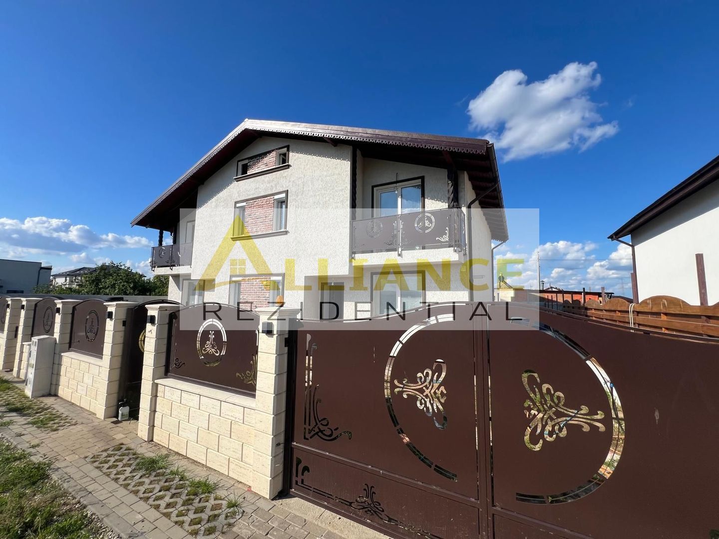 Casa moderna - 4 camere - 2 bai - 350mp - Poză 3