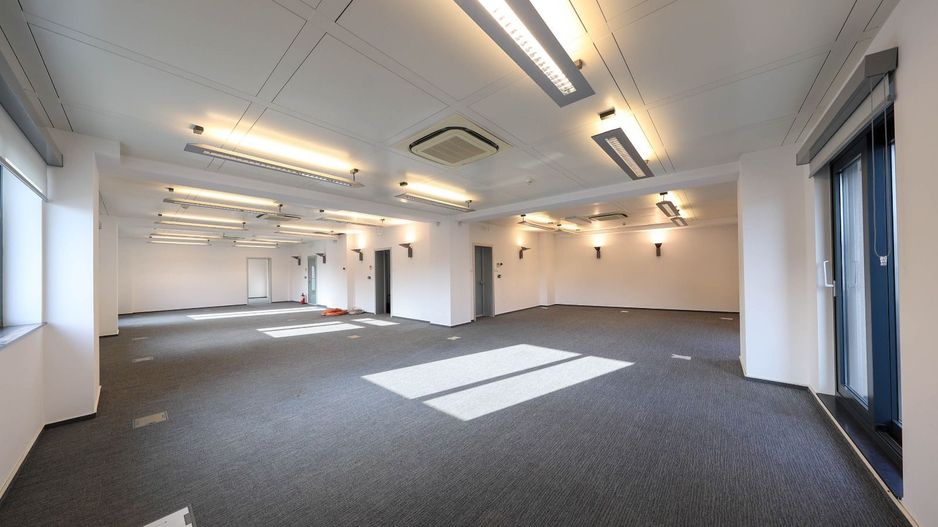 Clădire de birouri și centru de date – Oportunitate exclusivă in Brasov - Poză 34