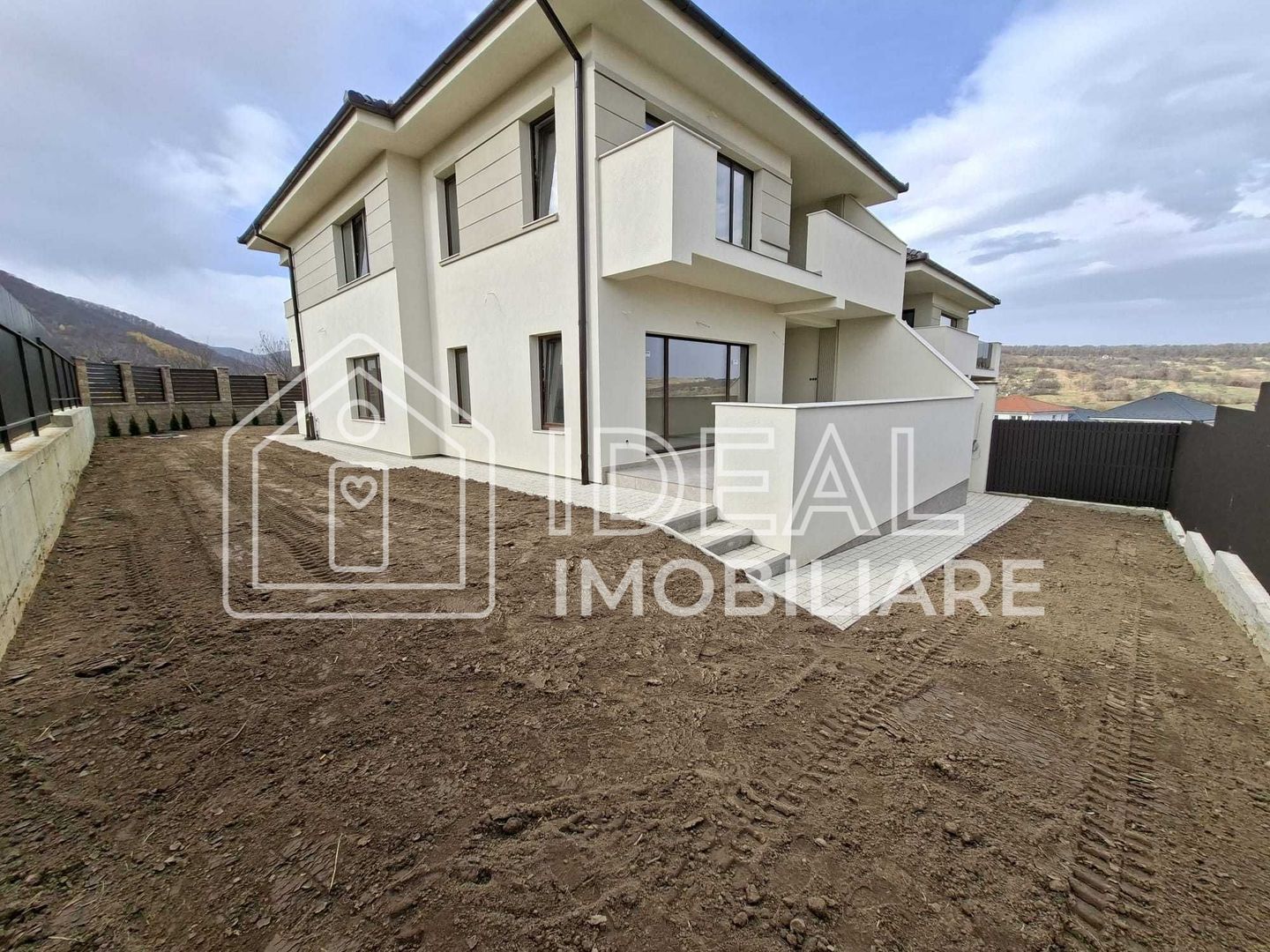 Casa individuala cu teren de 465mp, in Cisnadie - Cisnadioara - Poză 4