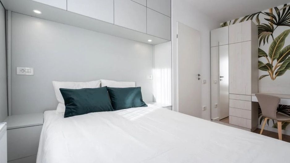 Rent I Spectacular Duplex Apartment with Terrace and Stunning View - Poză 14