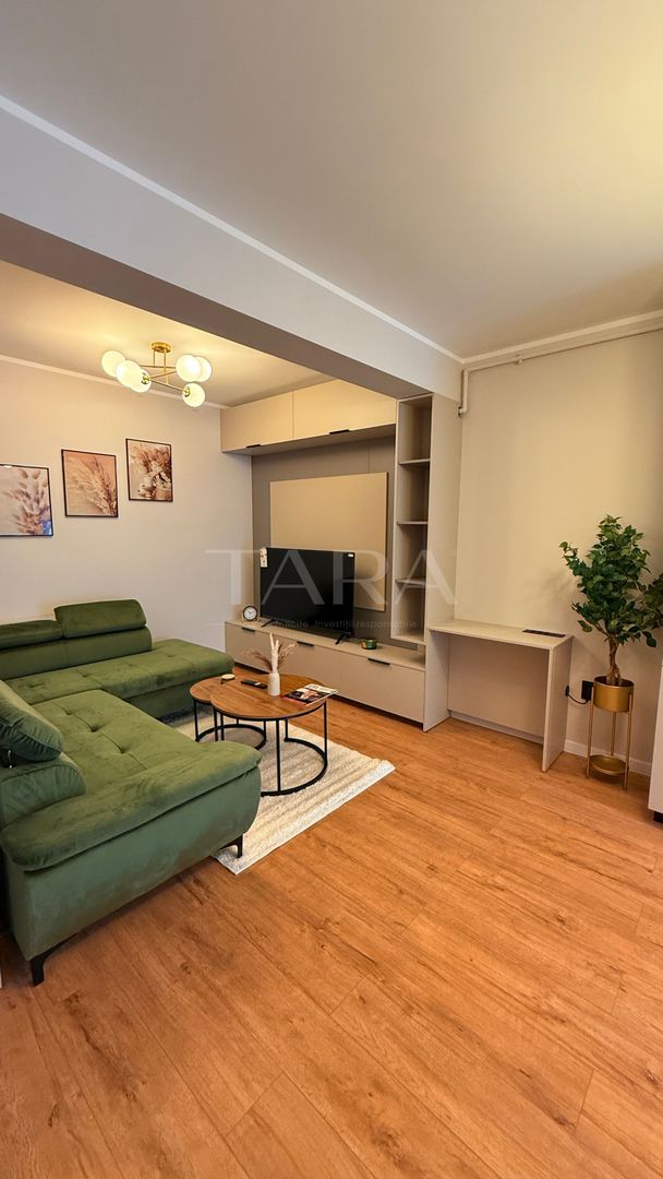 Ofer spre vânzare apartament mobilat și finisat, zona Terra, Florești - Poză 1