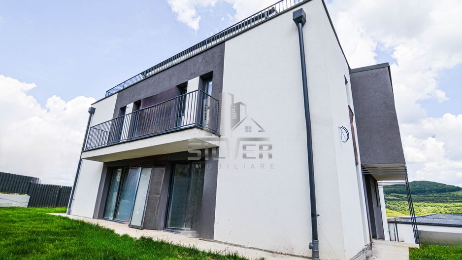 Casa de tip Duplex cu Panorama in Floresti. - Poză 3