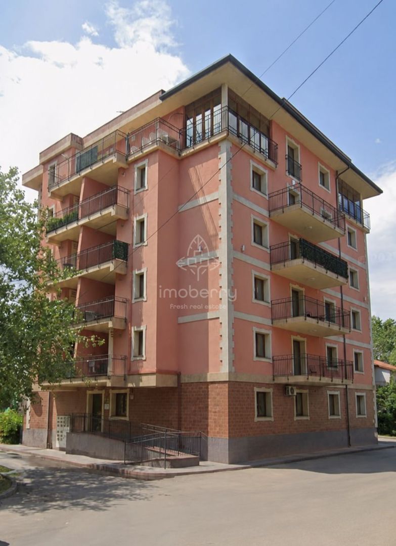 Vanzare apartament 3 camere, bloc nou in Mamaia, vedere lac, aproape plaja - Poză 11