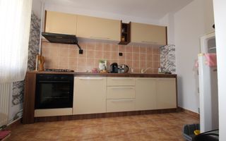 3 camere, etaj 1, centrala - Complex Studențesc - Poză 3