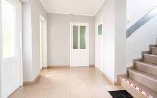 SPAȚIU / CABINET STOMATOLOGIC ÎN ZONA CALEA DUMBRĂVII SIBIU - Poză 6