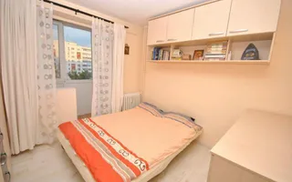 51 - Poză 12