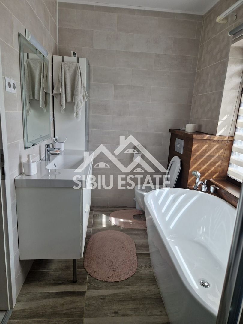 Casa individuala in Cartierul Primaverii Sibiu - Poză 11