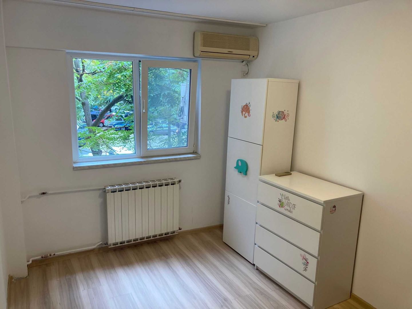 De inchiriat apartament cu 3 camere , Tineretului sector4 - Poză 4