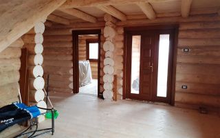 CASĂ INDIVIDUALĂ structură din lemn, zona Ciușmeaua Moldovencei; - Poză 3