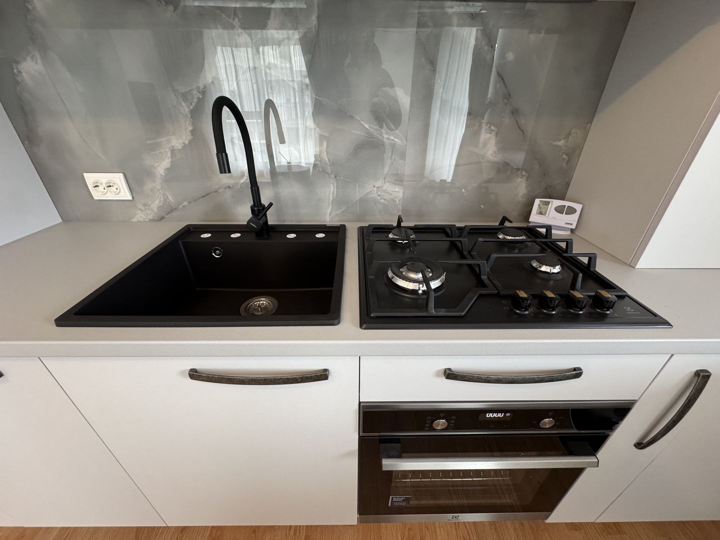 Ap 2 camere Otopeni 23 august, PRIMA CHIRIE, LUX - Poză 7