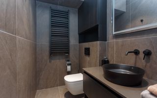 De închiriat apartament, 2 dormitoare, str. Teatrală 3, Centru. - Poză 2